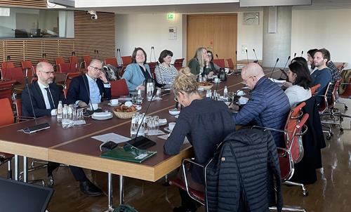 BGL thematisiert Haushaltspolitik, Alleen und grün-blaue Infrastruktur im Bundestag